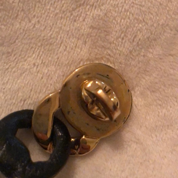 Marc by Marc Jacobs black turnlock bracelet - Picture 6 of 6